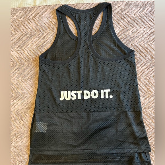 Nike Mesh Tank Top - Picture 3 of 9